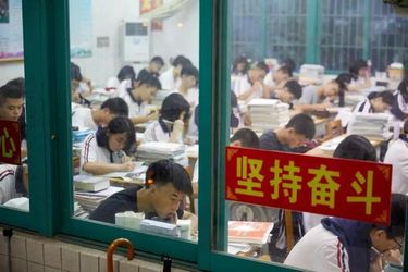2022年全国高考人数10大高考大省排名,中国各省高考人数排行榜2021年