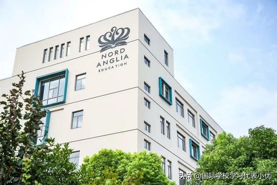 在上海年薪没有50万不敢让孩子读的11所贵族学校,上海私立学校待遇