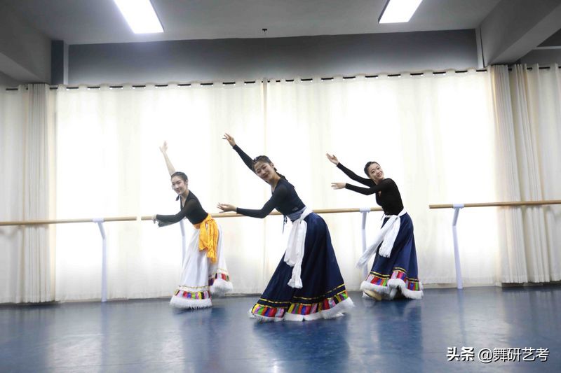 江西赣州舞蹈艺考集训其他费用包括哪些舞蹈艺考培训班怎么选,赣州舞蹈艺考培训机构