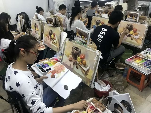 职业高中能考什么大学？职业高中和普通高中的区别？,职业高中和普通高中考大学有什么区别