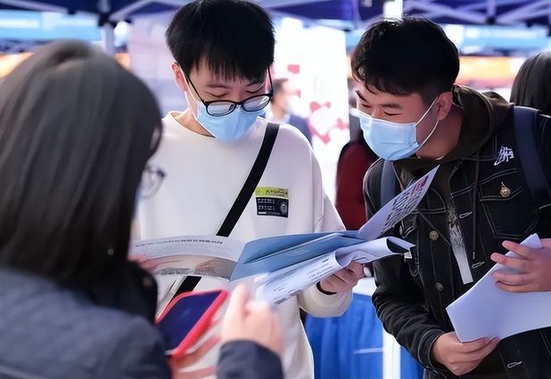 2022上海高考有变？时间安排却是意料之中上海考生要把握住机会,2022年上海高考模式